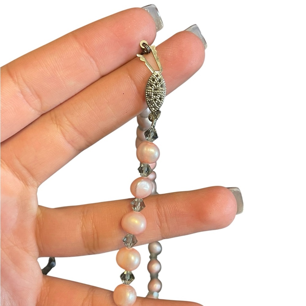 Chic Coral Beaded Necklace - Picture 2 of 2